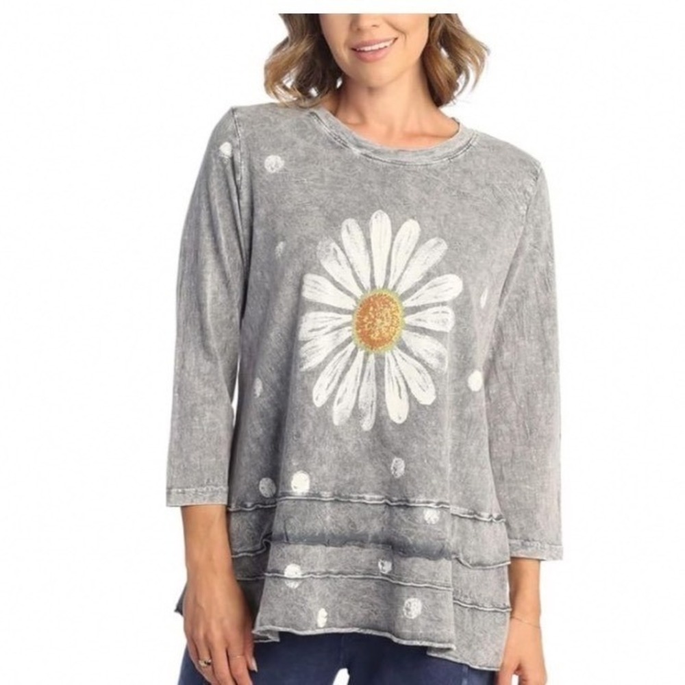 Jess & Jane Daisy Top Medium Grey NWT Mineral Wash Tiered Ruffle M66-1361